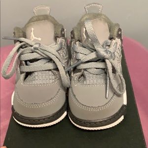 Jordan 4 , 8/10 condition